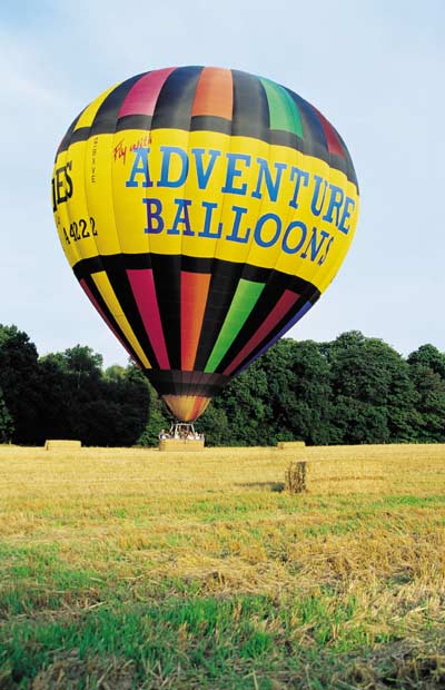 Adventure Balloons taking off