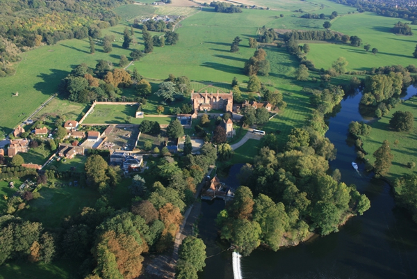 Mapledurham, the mill and the River Thames