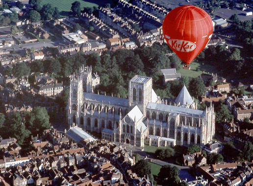 Kit Kat Balloon