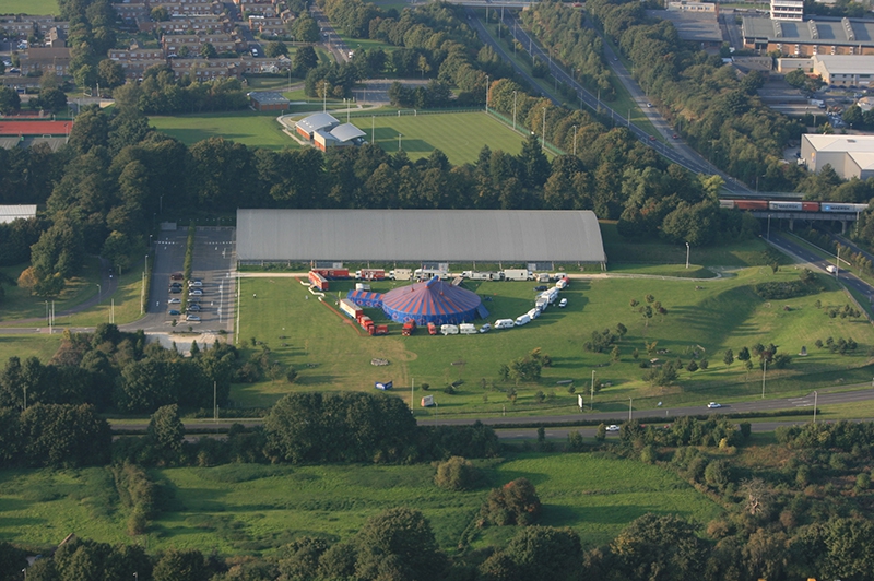 &nbsp;In Basingstoke on our balloon rides you may see the distinctive shape of the Milestones Museum, Hampshire&rsquo;s "living history museum opened" on 1st&nbsp;December 2000. Funded with Lottery grants and a joint project by Hampshire County Council and Basingstoke and Deane Council it has a Victorian Railway Station, a 1930's street of shops and many historic road vehicles originally from the Thornycroft collection.