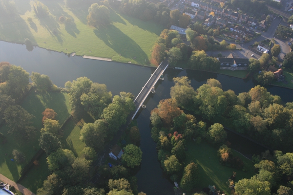 Whitchurch toll bridge