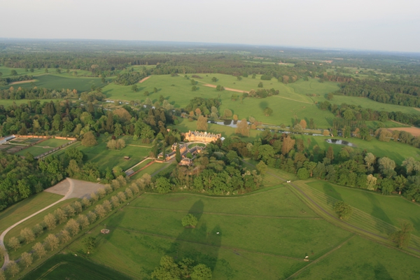 

Adventure Balloons over the Duke of Wellington's house at Stratfield Saye.