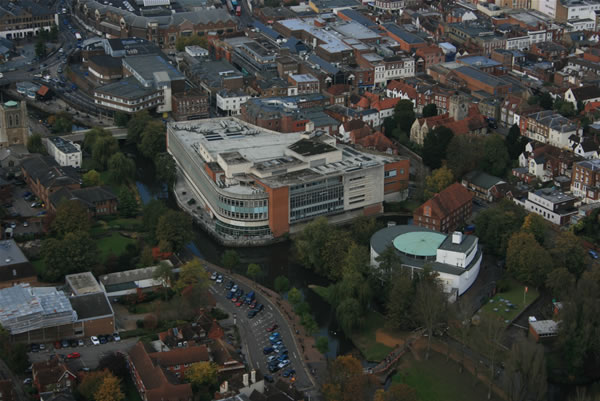 Yvonne Arnaud Theatre, Guildford