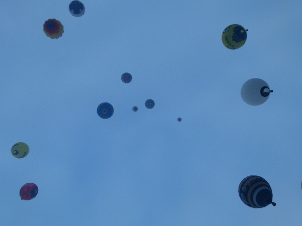 Hot air balloon take off