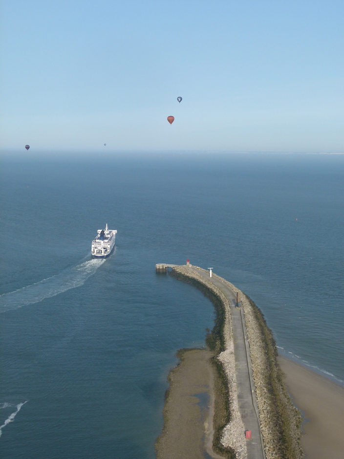 Leaving Dover Harbour on a hot air balloon flight
