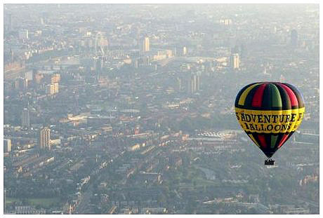 Hot Air Balloon Flight Over London Presents Beautiful Views Including the London Eye