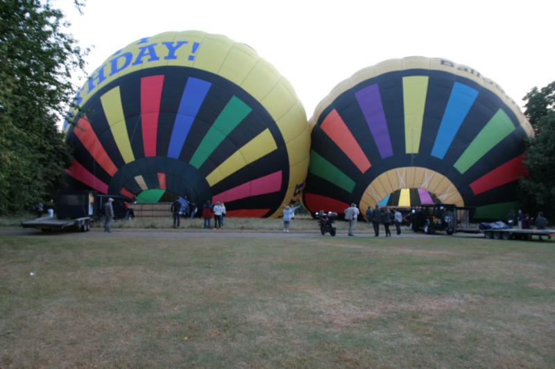 We just manage to squeeze our two balloons in to our central London balloon take off site for our balloon ride over London this morning, touching the trees on either side.