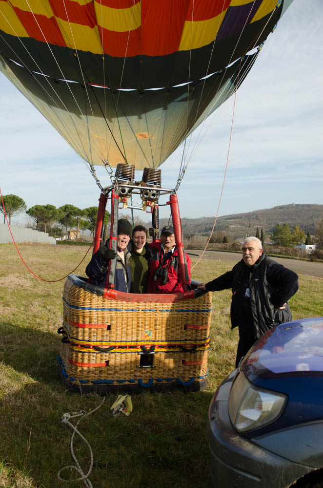 Tom Donnelly, Cate and Kim about to float off into the skies